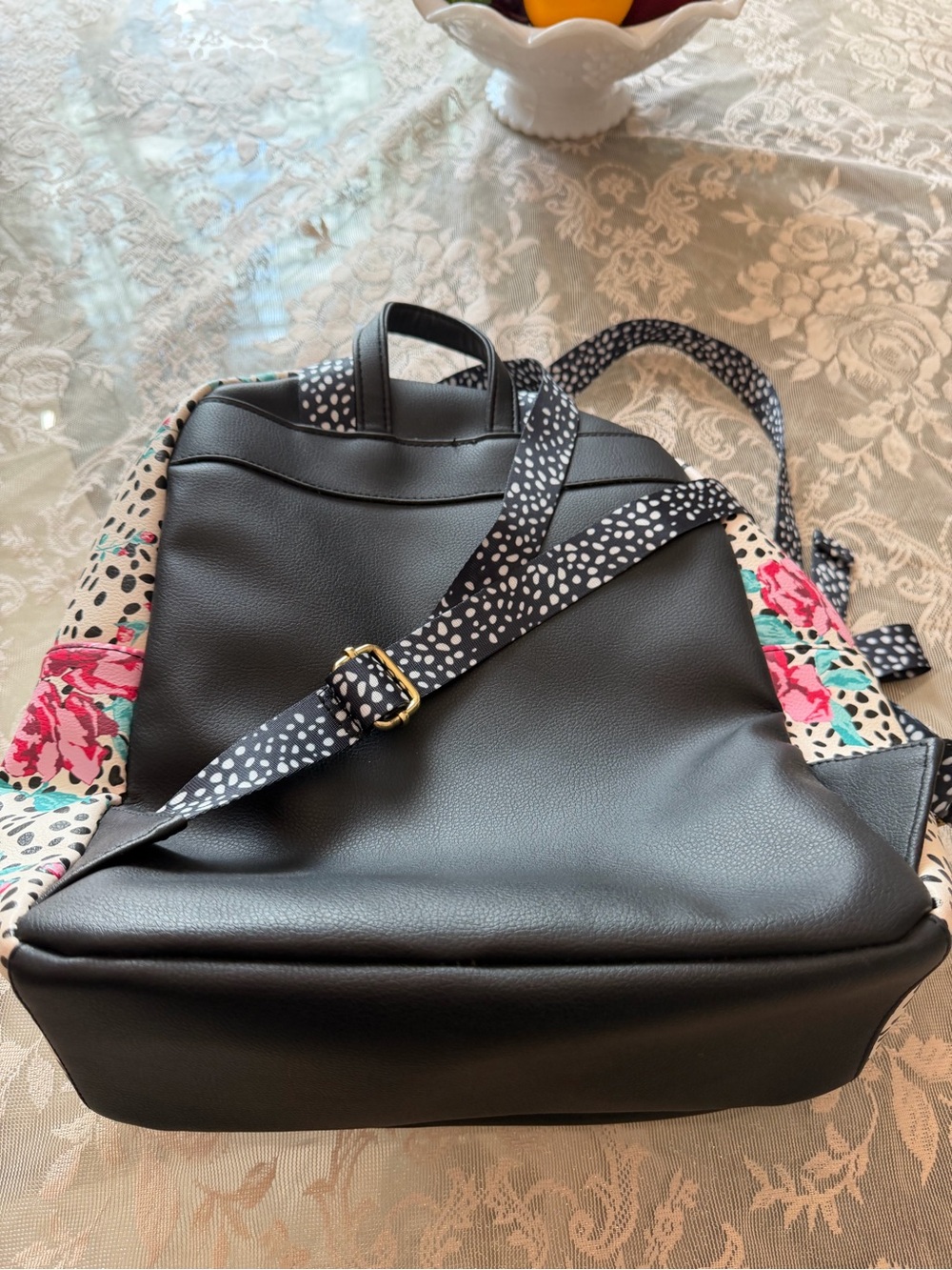 Betsey Johnson Small Quilted Mauve Backpack with Black Accent - Picture 7 of 11